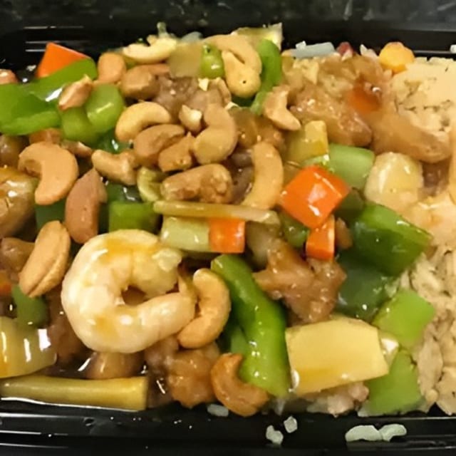 Chicken and Shrimp Cashew Nuts Combo 腰果鸡虾.