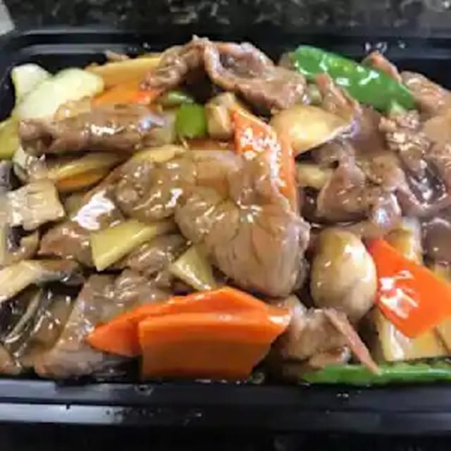 Beef with Mushrooms 磨菇牛.