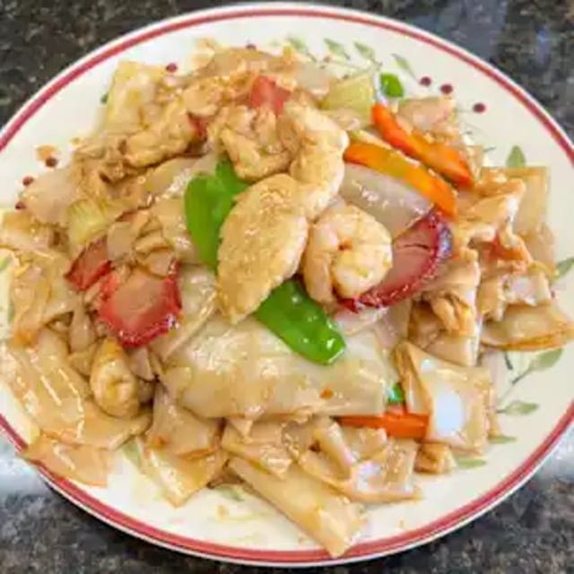 House Special Ho Fun 本楼河粉.