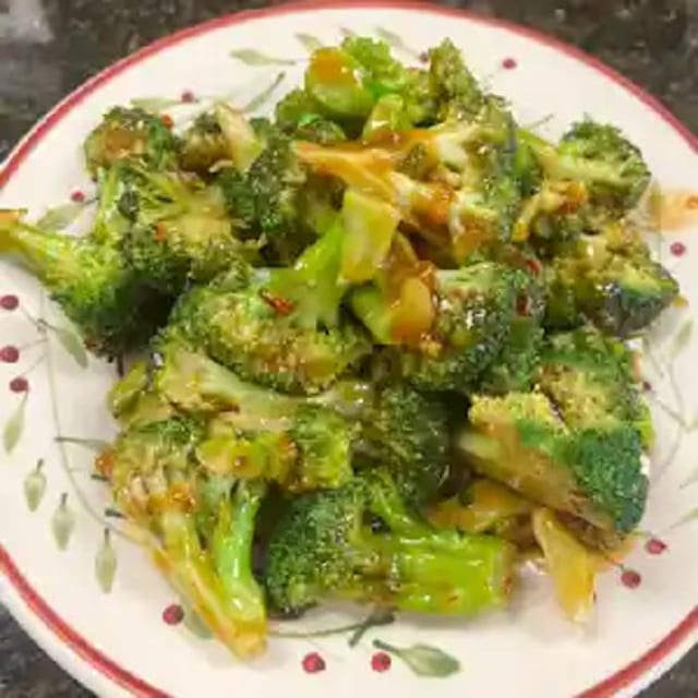 Broccoli with Garlic Sauce 鱼香芥兰.