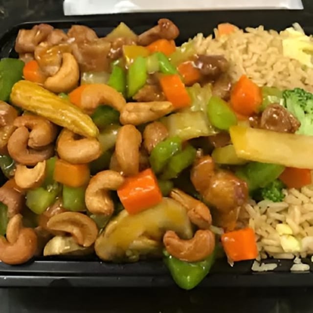 Chicken with Cashew Nuts Combo腰果鸡.