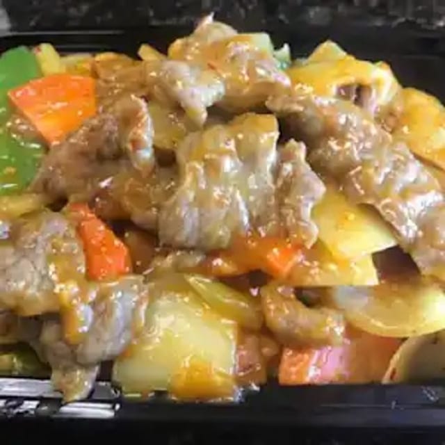 Curry Beef with Onions 咖哩牛.