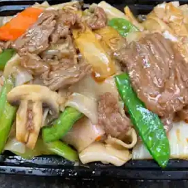 Beef Ho Fun 牛河粉.