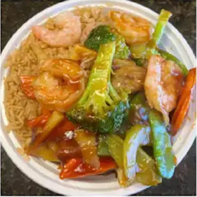 Shrimp with Mixed Vegetables 杂菜虾.