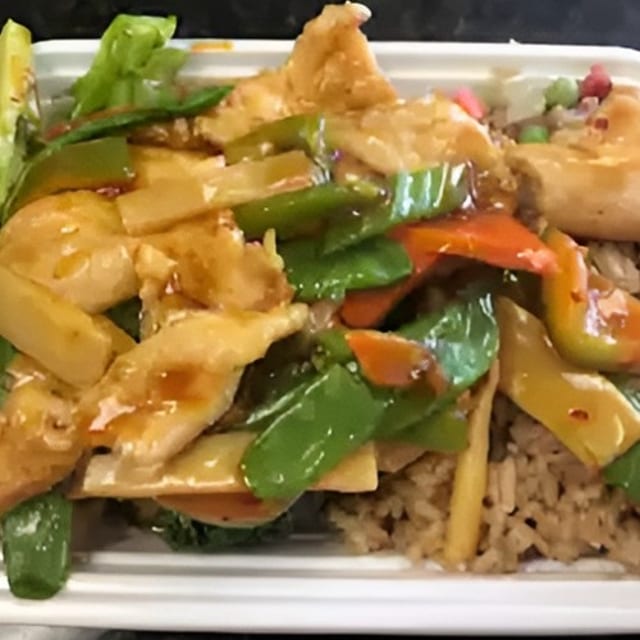 Chicken with Garlic Sauce Combo 鱼香鸡.