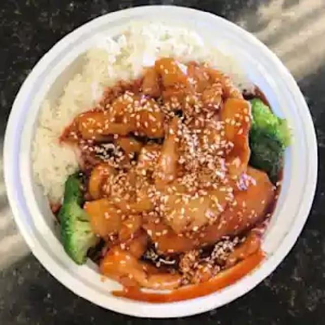 White Meat Sesame Chicken 白鸡芝麻鸡.