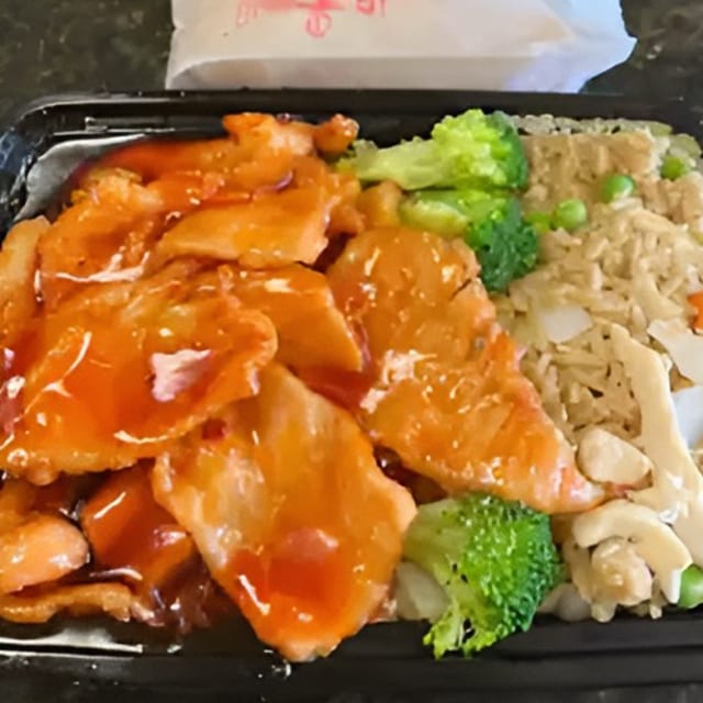 White Meat Orange Chicken Combo 白鸡陈皮鸡.