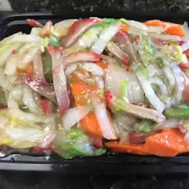 Roast Pork Chow Mein 叉烧炒面.