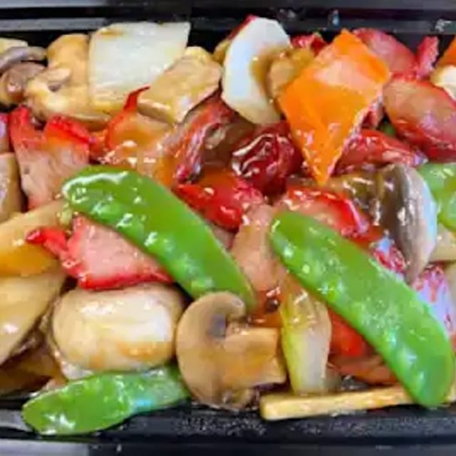 Roast Pork with Mushrooms 磨菇叉烧.