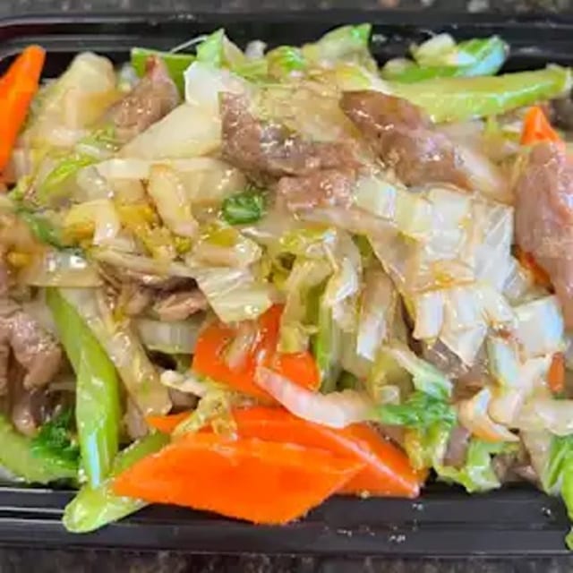 Beef Chow Mein 牛炒面.