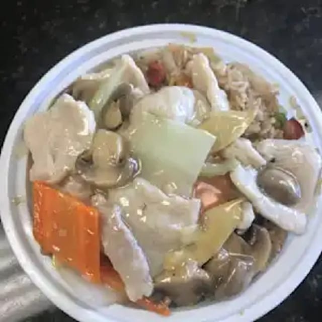 Moo Goo Gai Pan 磨菇鸡片.