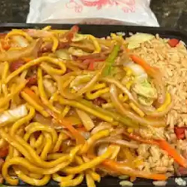 Roast Pork Lo Mein Combo 叉烧捞面.