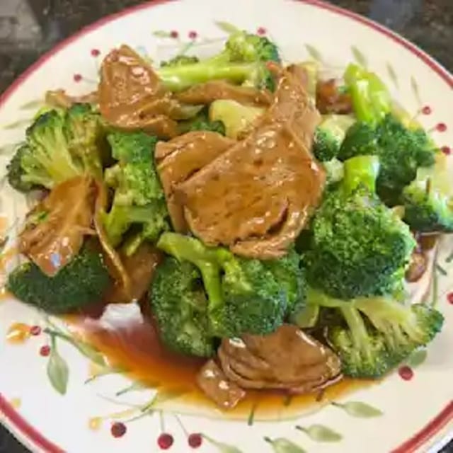 Vegetarian Chicken with Broccoli 素菜芥兰鸡.