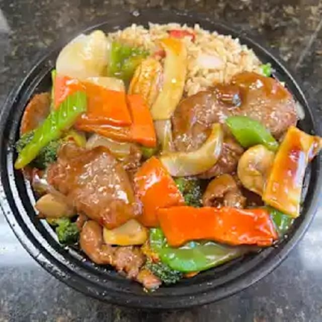 Beef with Szechuan Style 四川牛.