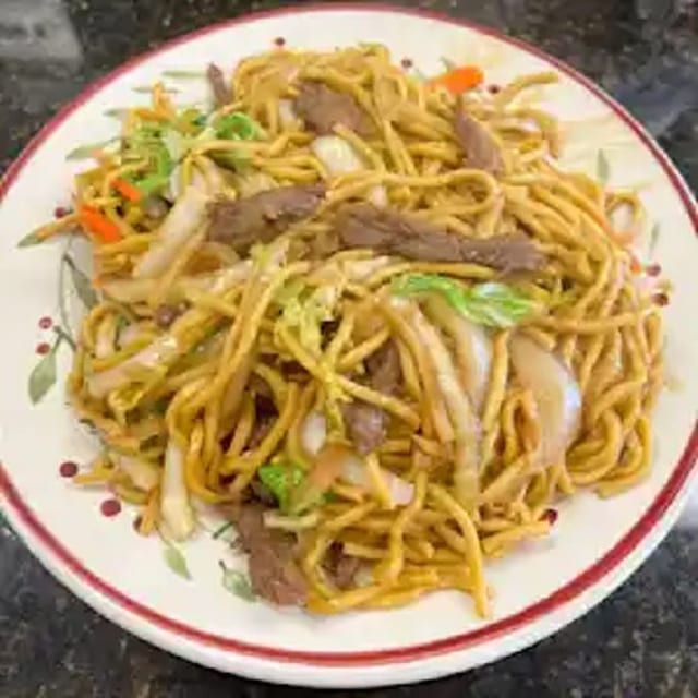 Beef Lo Mein 牛捞面.